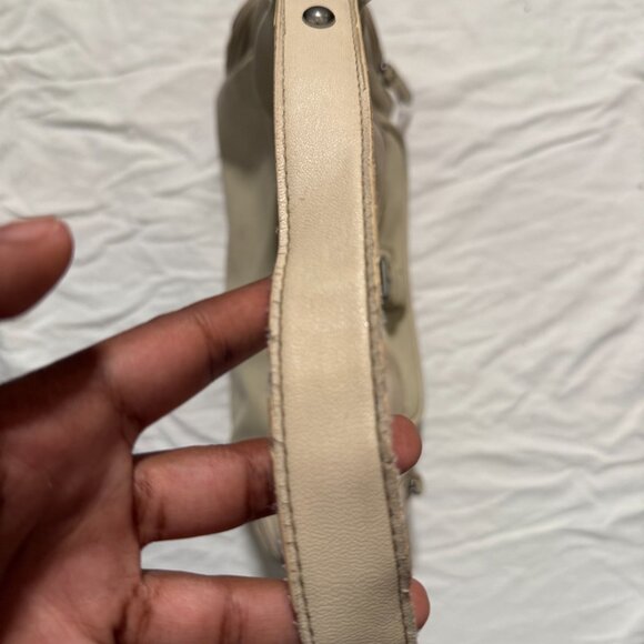 Beige Y2K Shoulder Bag - Picture 6 of 9